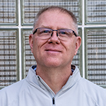 Headshot of Thomas Salter